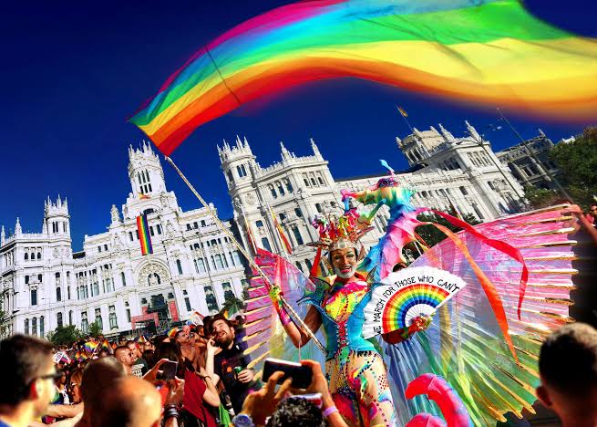 Experience the Vibrant Festivals and Celebrations in Spain: A Traveler’s Guide